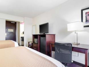 Holiday Inn & Suites Richmond West End Pokoj fotografie