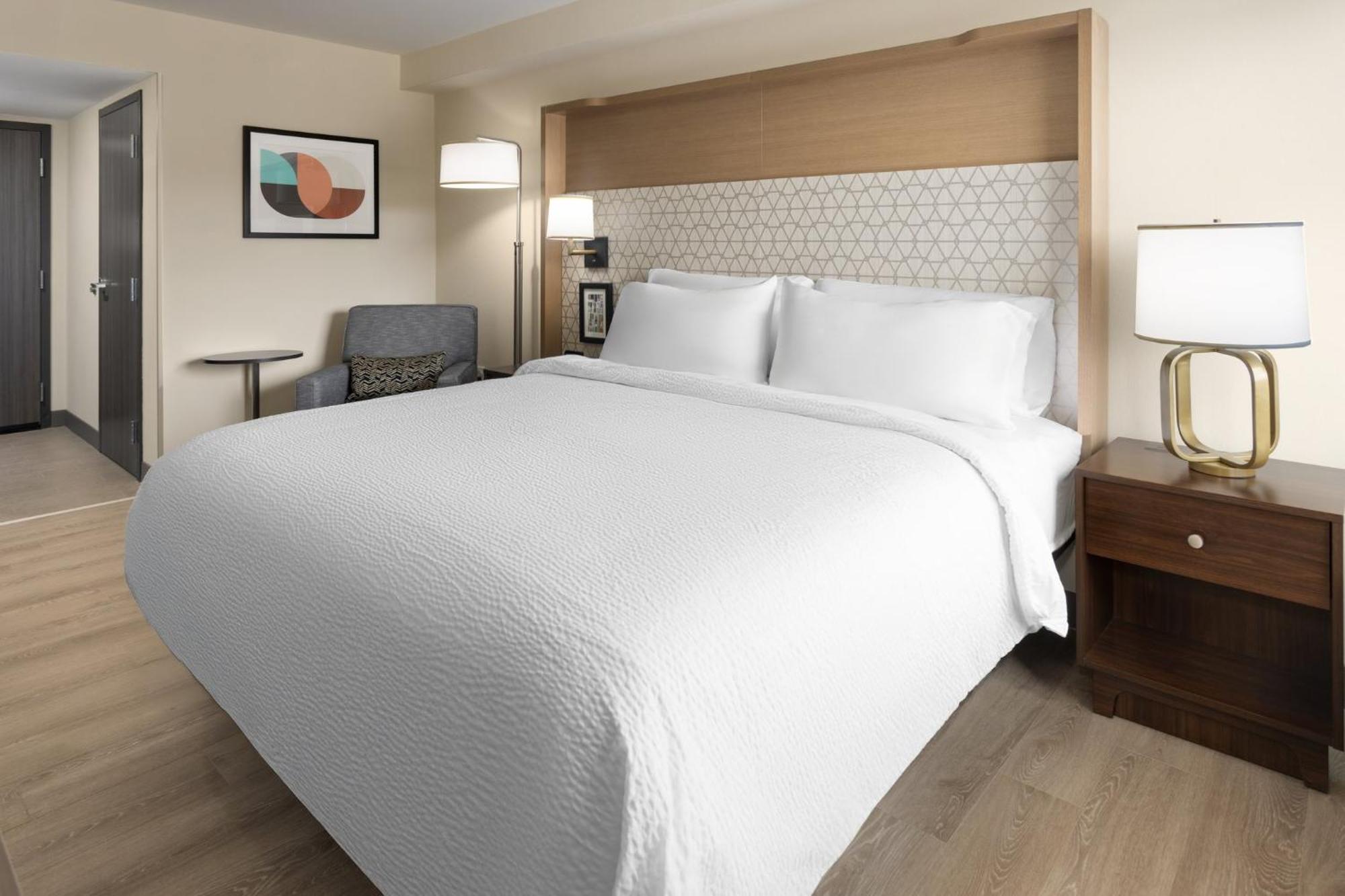 Holiday Inn & Suites Richmond West End, An Ihg Hotel Exteriér fotografie